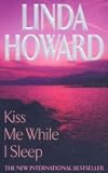 Un Beso En La Oscuridad / Kiss Me While I Sleep (Titania Contemporanea)