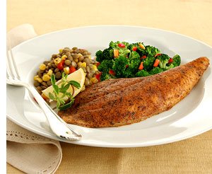 Blackened Catfish w Lentil Corn & Broccoli w Peppers by Dinewise.com