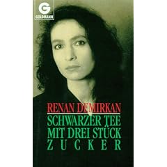 Schwarzer Tee mit drei St�ck Zucker