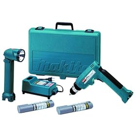 Makita 6095DWBLEX 9.6-Volt 3/8-Inch Cordless Drill/Driver Kit with Flashlight