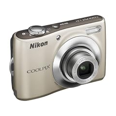 Nikon Coolpix L21 Digitalkamera (8,0 Megapixel, 3,6-fach Weitwinkelzoom, 6,2cm (2,5-Zoll) Display) Kit silber