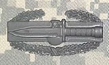 COMBAT ACTION BADGE Metal Insignia - Black - Full Size