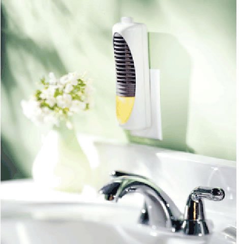 【Amazonの商品情報へ】SHARPER IMAGE Ionic Breeze Air Freshner for Bathrooms & Small Spaces IU627JPN