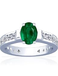 18K White Gold Oval Cut Emerald Ring With Sidestones
