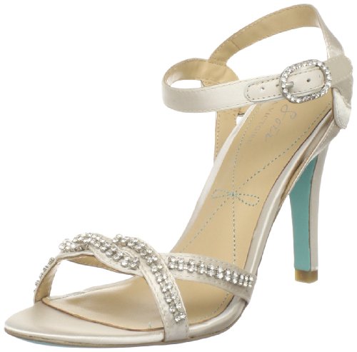 Le Soir Pour La Victoire Women’s Estee Sandal, Ivory, 8 M US