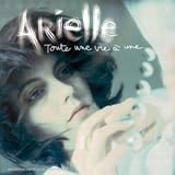 Revue Arielle  / Toute une vie a une