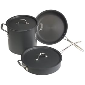 Click here to buy Calphalon Commercial Hard-Anodized Limited Edition 5-Piece Super-Sized Set by Calphalon.