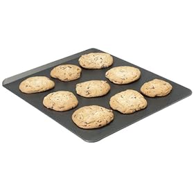 Kaiser Bakeware ExtraordinAire 16-by-14-Inch Nonstick Cookie Sheet by Kaiser