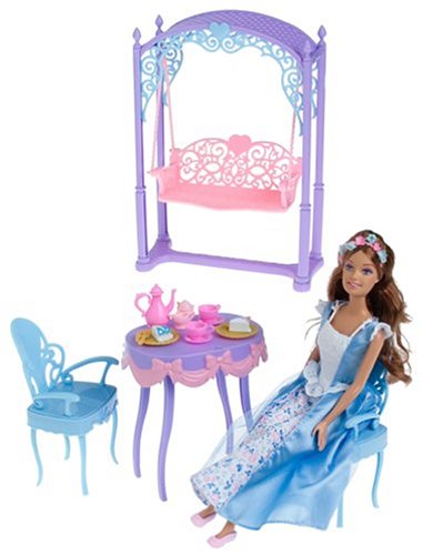Hot Barbie Princess and the Pauper Erika Tea Party Mattel 2004 Rare