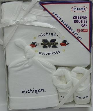 Michigan Wolverines Newborn / Baby / Infant 3pc Gift Set