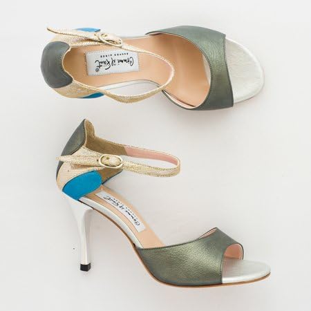 Stylish and Comfortable Women's Dance Shoes Comme il Faut - Peltre Plata y Azul Exclusive (8, Black, red and gold)