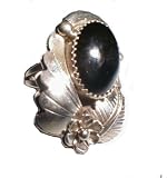 Sterling Silver Ring Sz 7 Handcrafted with Leaves and Black Onyx By Native American