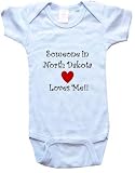 SOMEONE IN NORTH DAKOTA LOVES ME - NORTH DAKOTA BABY - State-series - White, Blue or Pink Onesie / Baby T-shirt