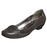 Report Womens Gallant Flat
