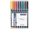 Eigenschaften Staedtler 314WP8 / Staedtler 314WP8 - Lumocolor Folienstifte in Aufstellbox, wasserfest, 8 Stifte, Schriftstärke B