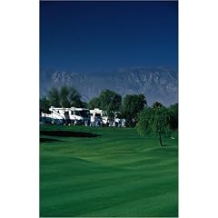 Poster 40 x 60 cm - "Motorhomes parked on edge of golf course." von Emily Riddell / Lonely Planet Images - auch in anderen Gr��en und als Leinwandbild erh�ltlich