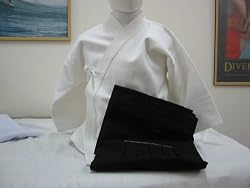 (A Set of Kendo Uniform) High Quality Black Tetron Kendo Hakama and White Kendo Keikogi