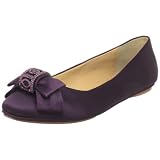 If I could find flats as nice as these, I would be in heaven!!! :  wedding shoes flats heels 4116n%2B4%2B OL. SL500  SS160  Badgley Mischka Burke Flat 