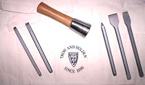 HARD STONE HAND CARVING SET WITH ROUND HAMMER