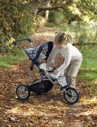 Childrens Toyshop  Toys : Mamas and Papas TW033 - City Chic 03 Series Junior Stroller