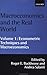 Macroeconomics and the Real World: Volume 1: Econometric Techniques and Macroeconomics: Econometric Techniques and Macroeconomics Vol 1 (Macroeconomics & the Real World)