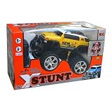 XStunt Radio Controlled 1/14 Scale 360 Spin Stunt Jeep inc. Controller - Yellow'