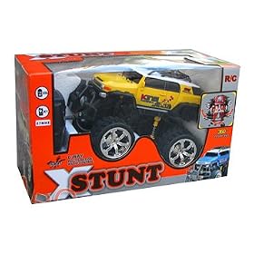 XStunt Radio Controlled 1/14 Scale 360 Spin Stunt Jeep inc. Controller - Yellow
