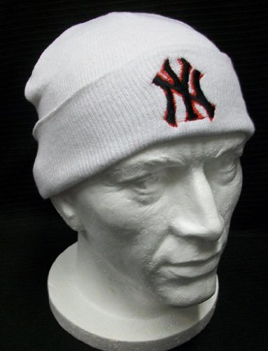 Beanie White Ny New York Yankees Winter Ski Woolly Hat