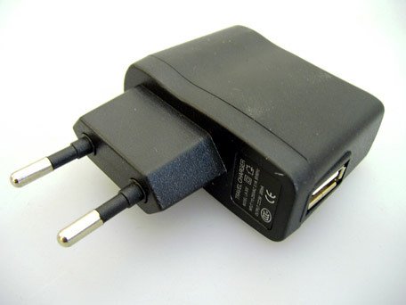 Adaptateur chargeur USB