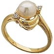 14K Yellow Gold Cultured White Pearl With Two Side Diamond Ring