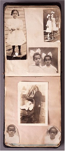 Cover image : Snapshot Chronicles: Inventing the American Photo Album