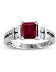 1.10ct tw Ruby and Diamond Ring set in 14k Gold