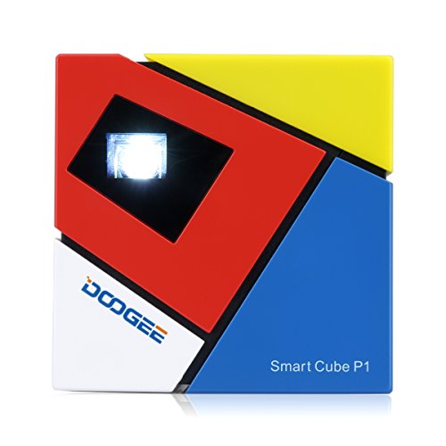 DOOGEE P1 Smart Cube 2.4 inch Mini LED Projector, Amlogic Quad Core WVGA 70 lumen Contrast Ratio 800:1 Aspect Ratio 16:9 Projection Louderspeaker Box for Android 4.2 IOS 7.0 or Above