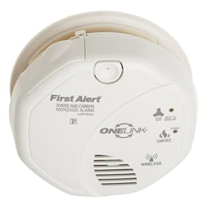 First Alert SCO501CN-3ST ONELINK Battery Operated Combination Smoke and Carbon Monoxide Alarm with... by First Alert