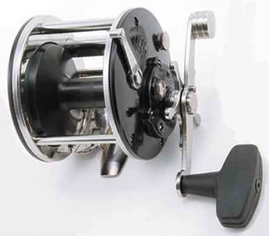 Penn Levelwind Reel Clam Pack