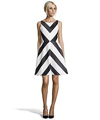 A-line Bateau Neck Fit-and-Flare Sleeveless Chevron Print Natural   Waistline  Dress