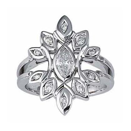 1.10ct tw diamond romantic right hand ring (18K Gold)