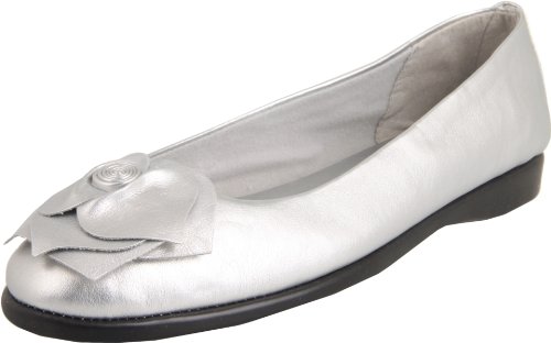 Easy Street Women's Rosalina Flat