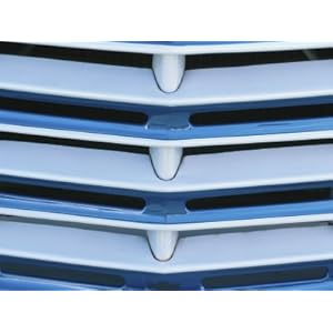 PHOTO: ANTIQUE CAR GRILL © SUMNERSGRAPHICSINC #4571904