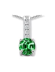 Original Star K (tm) Round 7mm Simulated Emerald Pendant in 925 Sterling Silver