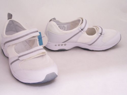 Easy Spirit Women’s Hurricane Athleisure Shoe Picture