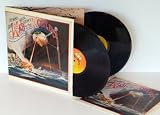 JEFF WAYNE`S The War of the Worlds. UK pressing 1978 on CBS, includes 16 page booklet.