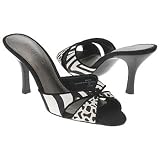 Liz Claiborne 'Brandey' Pumps