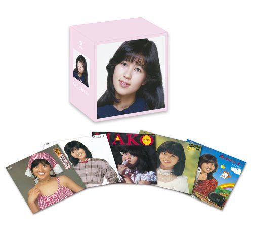 石野真子のアイテム画像