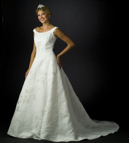Wedding Dress Gown – Bridal Gown, Informal Bridal Gown, Ball gown by Sean Collection  White 4