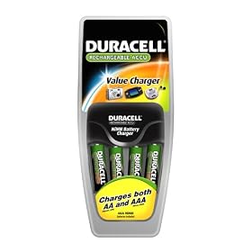 Duracell Value Battery Charger + 4 x AA/AAA Batteries