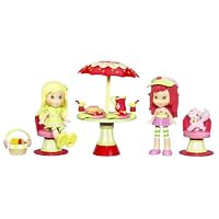 Strawberry Shortcake Picnic In The Petals