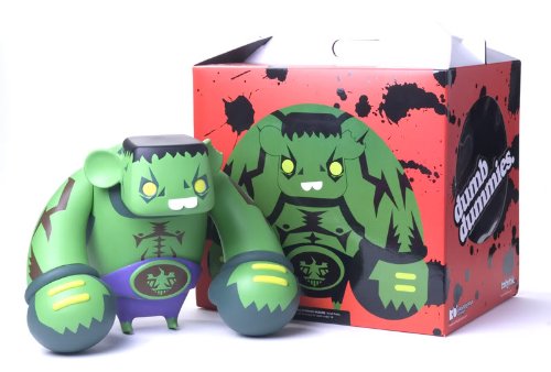 INCREDIBLE MD Vinyl Figure