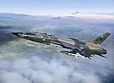 01618 1/72 F-105G Thunderchief Aircraft