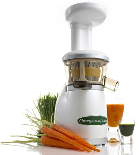 Omega 220 Volt Vertical Slow Masticating Juicer Omega 220 Volt Vertical Slow Masticating Juicer